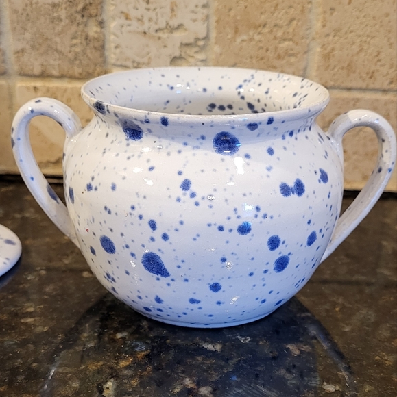 Nell Cole Graves - J.B. Cole Seagrove, NC White and Blue Sugar Bowl 1994 Age 85 - Picture 5 of 16